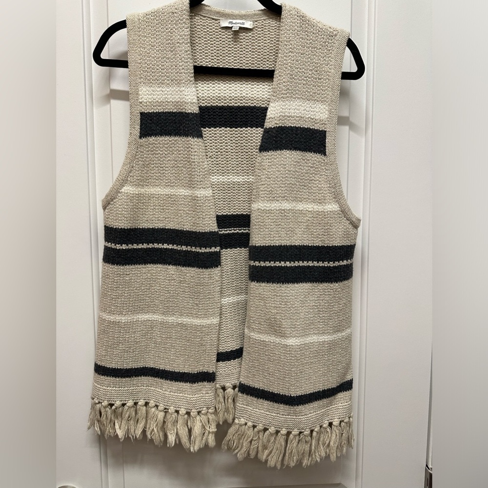 Madewell Coastward fringe sweater vest S/M NWOT